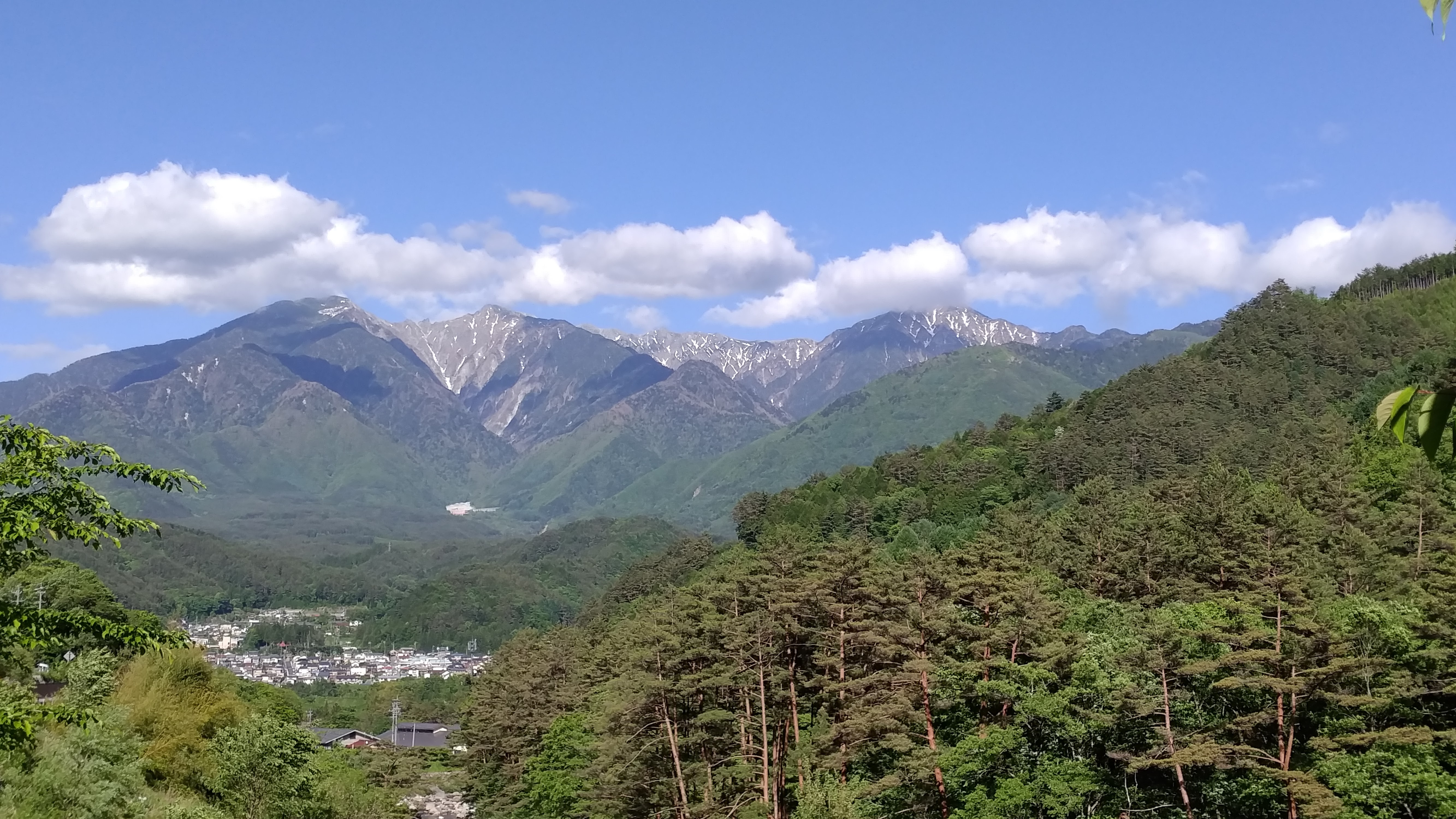 上松町と中央アルプス